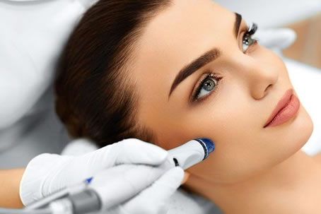 HYDRA FACIAL